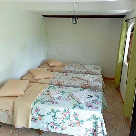 Pousada Nossa Senhora Penedo  Dış mekan fotoğraf A bedroom in a hostel
