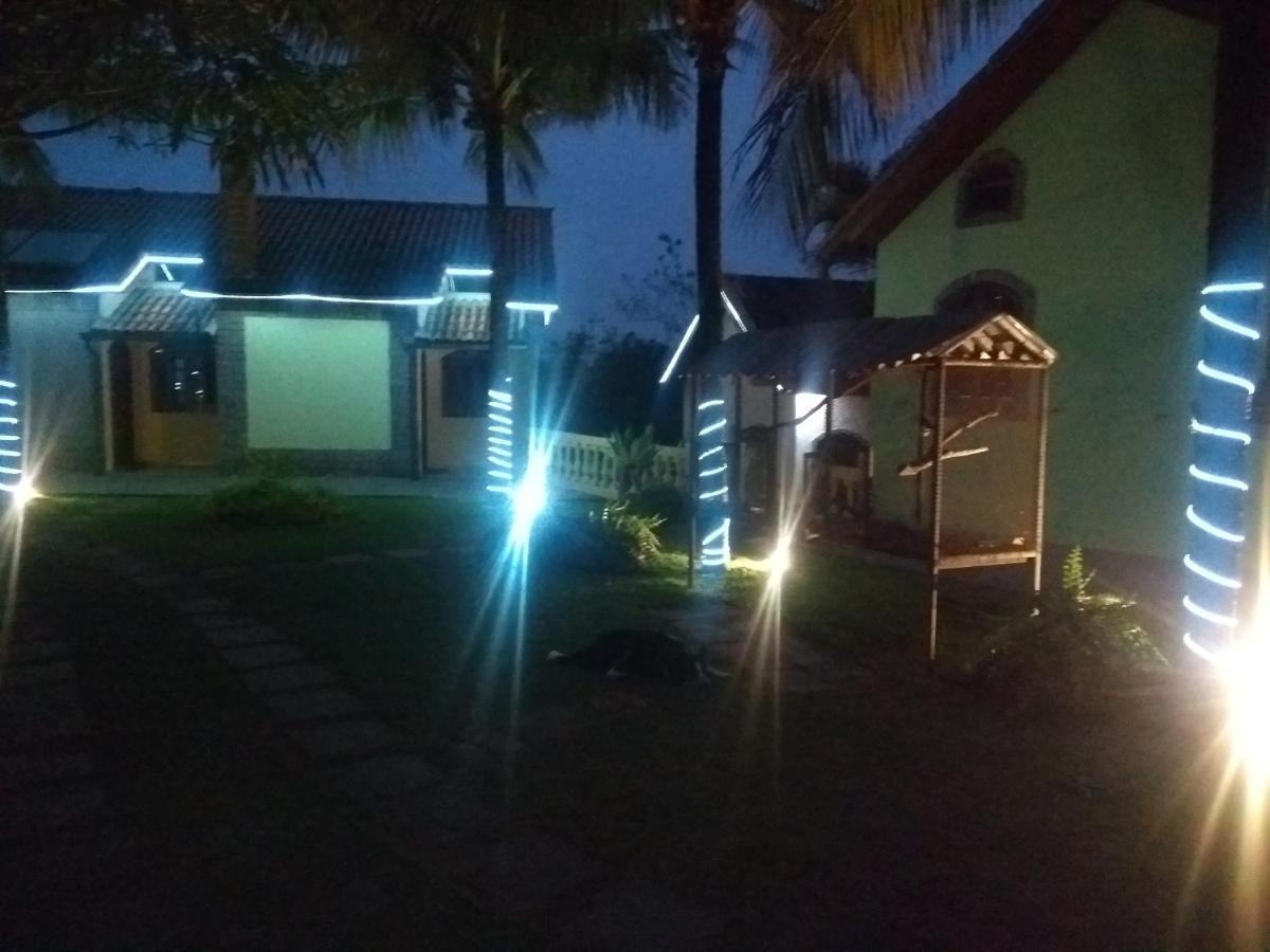 Pousada Nossa Senhora Penedo  Dış mekan fotoğraf A view of the resort at night
